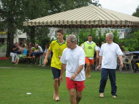 Fussball 057.jpg   34kb   26.03.2021 22:31:13